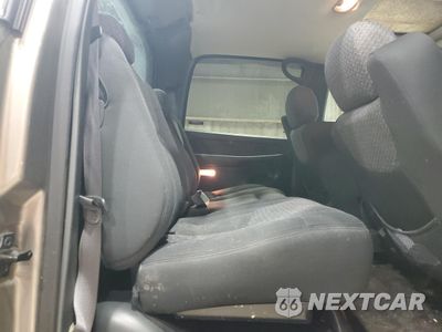 Zdjęcie 10 z 14 samochodu: 2002 CHEVROLET AVALANCHE C1500 VIN:3GNEC13T12G284799 - miniatura
