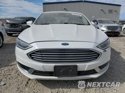 Piąte zdjęcie samochodu w środku: 2018 FORD FUSION SE HYBRID VIN:3FA6P0LU8JR129874 - miniatura