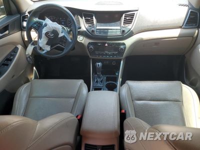 Zdjęcie 8 z 13 samochodu: 2017 HYUNDAI TUCSON LIMITED VIN:KM8J33A40HU511657 - miniatura