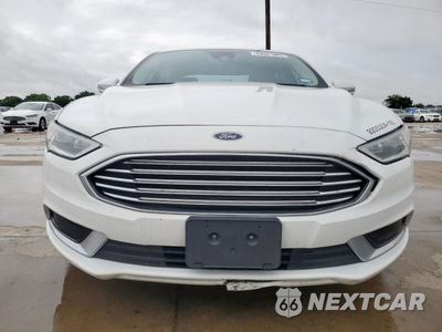 Piąte zdjęcie samochodu w środku: 2018 FORD FUSION SE HYBRID VIN:3FA6P0LU9JR129799 - miniatura
