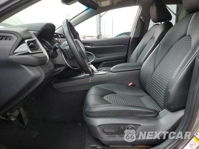 Zdjęcie 7 z 15 samochodu: 2018 TOYOTA CAMRY L VIN:4T1B11HK1JU039333 - miniatura