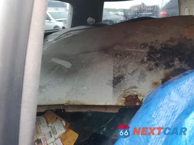 Zdjęcie 10 z 12 samochodu: 2001 VOLKSWAGEN GOLF GL VIN:9BWBT61J714066278 - miniatura