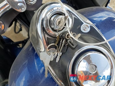 Zdjęcie 8 z 9 samochodu: 2011 KAWASAKI VN1700 A VIN:JKBVNRA13BA006283 - miniatura