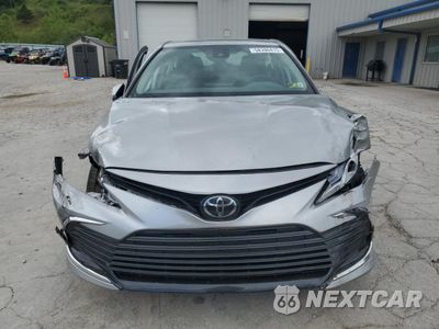 Piąte zdjęcie samochodu w środku: 2024 TOYOTA CAMRY XLE VIN:4T1F11BK8RU127477 - miniatura