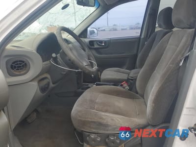 Zdjęcie 7 z 15 samochodu: 2002 HYUNDAI SANTA FE GLS VIN:KM8SC13D92U292632 - miniatura