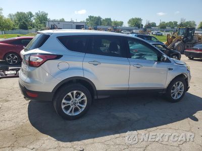 Trzecie zdjęcie samochodu z tyłu: 2017 FORD ESCAPE SE VIN:1FMCU0GD6HUE95007 - miniatura