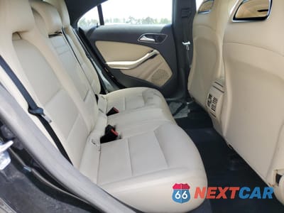 Zdjęcie 10 z 14 samochodu: 2018 MERCEDES-BENZ CLA 250 VIN:WDDSJ4EB1JN669668 - miniatura