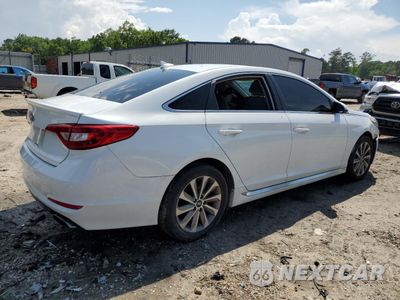 Czwarte zdjęcie samochodu z boku: 2015 HYUNDAI SONATA SPORT VIN:5NPE34AF1FH034354 - miniatura