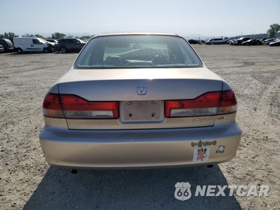 Zdjęcie 6 z 12 samochodu: 2002 HONDA ACCORD EX VIN:1HGCG16542A043790 - miniatura