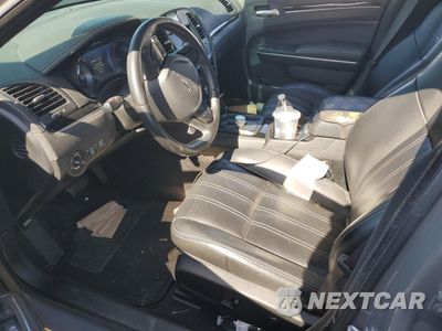 Zdjęcie 7 z 12 samochodu: 2019 CHRYSLER 300 S VIN:2C3CCABG2KH686078 - miniatura