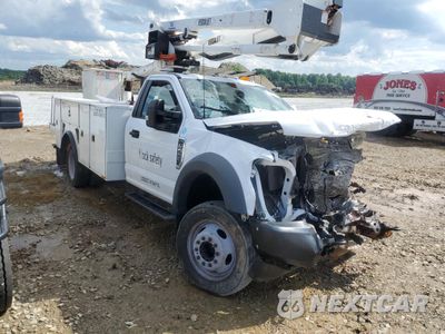 Czwarte zdjęcie samochodu z boku: 2022 FORD F550 SUPER DUTY VIN:1FDUF5GN0NDA14569 - miniatura