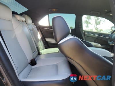 Zdjęcie 10 z 12 samochodu: 2021 CHRYSLER 300 S VIN:2C3CCABT1MH604194 - miniatura