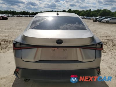 Zdjęcie 6 z 12 samochodu: 2021 LEXUS IS 300 VIN:JTHC81F27M5044265 - miniatura