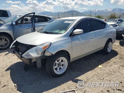 2017 NISSAN VERSA S 3N1CN7AP0HK440763 - główne zdjęcie licytacji z USA - miniatura