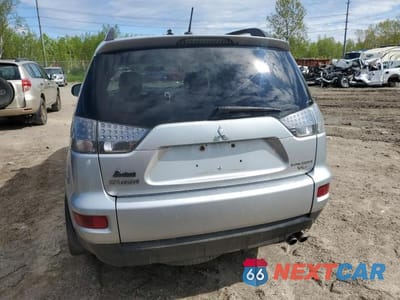 Zdjęcie 6 z 13 samochodu: 2010 MITSUBISHI OUTLANDER XLS VIN:JA4JT3AX0AZ603837 - miniatura