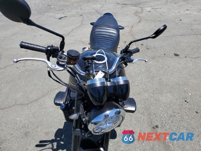 Piąte zdjęcie samochodu w środku: 2018 KAWASAKI ZR900 R VIN:JKAZR2C10JA011003 - miniatura