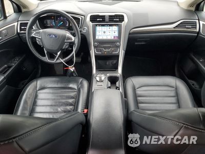 Zdjęcie 8 z 12 samochodu: 2018 FORD FUSION SE HYBRID VIN:3FA6P0LUXJR281929 - miniatura
