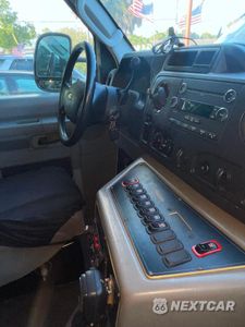 Piąte zdjęcie samochodu w środku: 2017 FORD ECONOLINE E350 SUPER DUTY CUTAWAY VAN VIN:1FDWE3FS6HDC35976 - miniatura