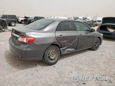 Trzecie zdjęcie samochodu z tyłu: 2013 TOYOTA COROLLA BASE VIN:5YFBU4EE0DP224941 - miniatura