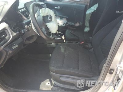 Zdjęcie 7 z 14 samochodu: 2021 KIA RIO LX VIN:3KPA24AD5ME412287 - miniatura