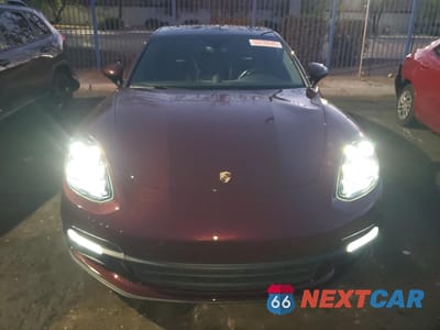 Piąte zdjęcie samochodu w środku: 2018 PORSCHE PANAMERA 4 VIN:WP0AA2A73JL109903 - miniatura