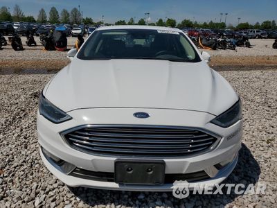 Piąte zdjęcie samochodu w środku: 2017 FORD FUSION SE HYBRID VIN:3FA6P0LU0HR409069 - miniatura