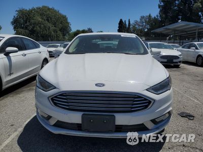 Piąte zdjęcie samochodu w środku: 2017 FORD FUSION SE HYBRID VIN:3FA6P0LU9HR408910 - miniatura