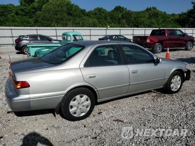 Trzecie zdjęcie samochodu z tyłu: 2001 TOYOTA CAMRY CE VIN:JT2BG22K110570405 - miniatura