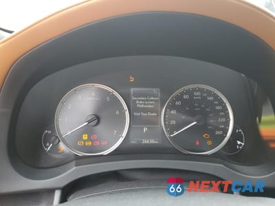 Zdjęcie 9 z 13 samochodu: 2023 LEXUS IS 300 VIN:JTHD81F21P5051706 - miniatura