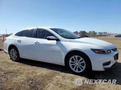 Czwarte zdjęcie samochodu z boku: 2018 CHEVROLET MALIBU LT VIN:1G1ZD5STXJF125062 - miniatura