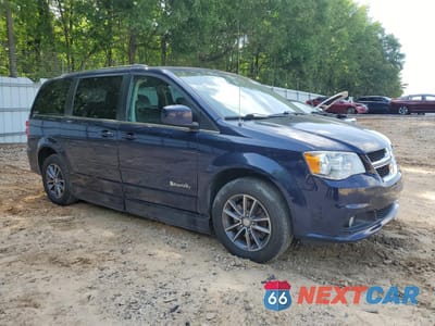 Czwarte zdjęcie samochodu z boku: 2016 DODGE GRAND CARAVAN SXT VIN:2C4RDGCG8GR203960 - miniatura