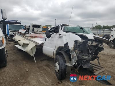Czwarte zdjęcie samochodu z boku: 2022 FORD ECONOLINE E450 SUPER DUTY CUTAWAY VAN VIN:1FDXE4FNXNDC06769 - miniatura