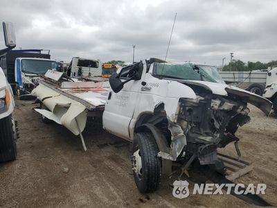 Czwarte zdjęcie samochodu z boku: 2022 FORD ECONOLINE E450 SUPER DUTY CUTAWAY VAN VIN:1FDXE4FNXNDC06769 - miniatura