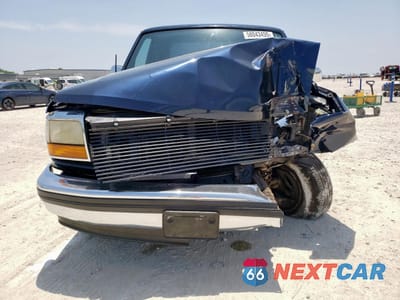 Piąte zdjęcie samochodu w środku: 1993 FORD F150 VIN:1FTEX15N0PKA03152 - miniatura