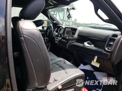 Piąte zdjęcie samochodu w środku: 2024 RAM 5500 VIN:3C7WRNDL8RG188294 - miniatura