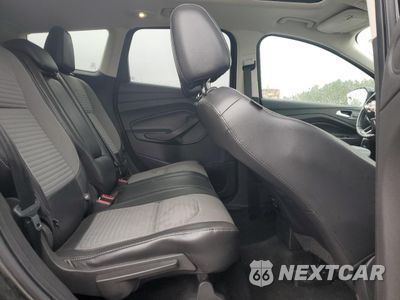 Zdjęcie 10 z 15 samochodu: 2017 FORD ESCAPE TITANIUM VIN:1FMCU0JD2HUA19734 - miniatura