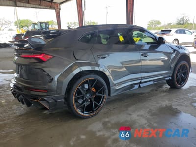 Trzecie zdjęcie samochodu z tyłu: 2021 LAMBORGHINI URUS VIN:ZPBCA1ZL1MLA14449 - miniatura