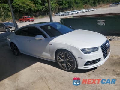 Czwarte zdjęcie samochodu z boku: 2017 AUDI A7 PRESTIGE VIN:WAU22AFC4HN084989 - miniatura