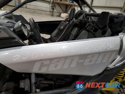 Zdjęcie 12 z 12 samochodu: 2018 CAN-AM MAVERICK X3 TURBO VIN:3JBVGAY4XJK001586 - miniatura
