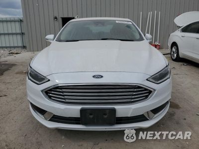 Piąte zdjęcie samochodu w środku: 2018 FORD FUSION SE HYBRID VIN:3FA6P0LU4JR118712 - miniatura