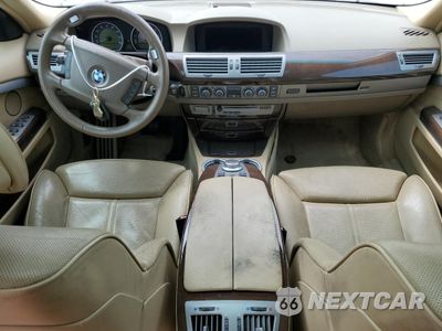 Zdjęcie 8 z 14 samochodu: 2008 BMW 750 LI VIN:WBAHN83508DT80968 - miniatura