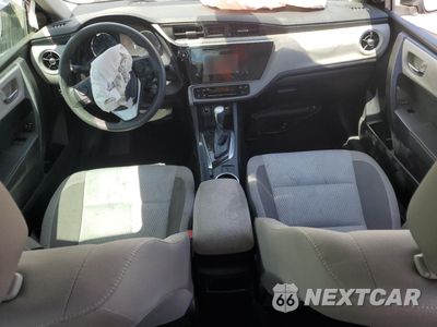 Zdjęcie 8 z 12 samochodu: 2018 TOYOTA COROLLA L VIN:2T1BURHE6JC048899 - miniatura