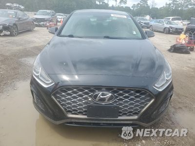 Piąte zdjęcie samochodu w środku: 2018 HYUNDAI SONATA SPORT VIN:5NPE34AF5JH718526 - miniatura
