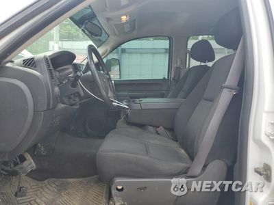 Zdjęcie 7 z 12 samochodu: 2012 GMC SIERRA K2500 SLE VIN:1GT120C83CF155630 - miniatura