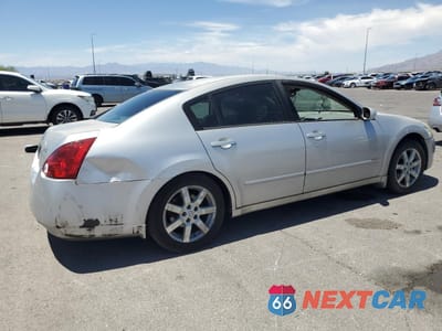 Trzecie zdjęcie samochodu z tyłu: 2005 NISSAN MAXIMA SE VIN:1N4BA41E35C824643 - miniatura