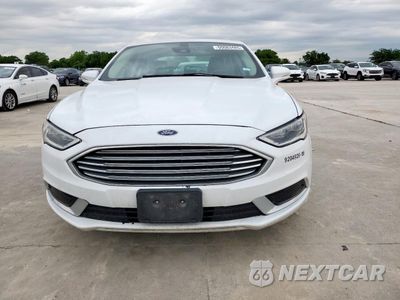 Piąte zdjęcie samochodu w środku: 2018 FORD FUSION SE HYBRID VIN:3FA6P0LU6JR118730 - miniatura