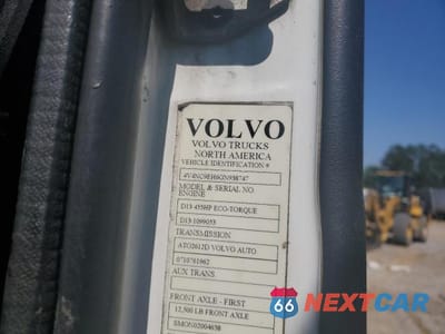 Zdjęcie 10 z 10 samochodu: 2016 VOLVO VNL SEMI TRUCK VIN:4V4NC9EH6GN938747 - miniatura