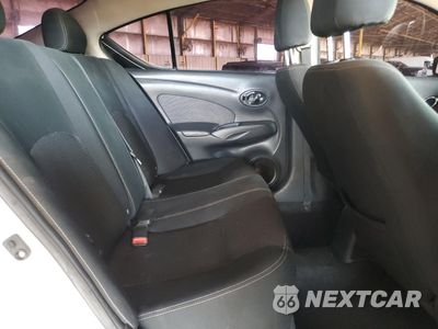 Zdjęcie 10 z 14 samochodu: 2016 NISSAN VERSA S VIN:3N1CN7AP7GL810227 - miniatura