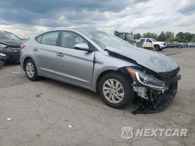 Czwarte zdjęcie samochodu z boku: 2017 HYUNDAI ELANTRA SE VIN:5NPD74LF6HH181382 - miniatura