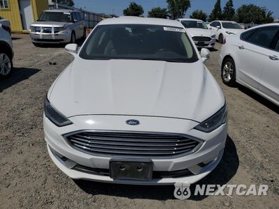 Piąte zdjęcie samochodu w środku: 2017 FORD FUSION SE HYBRID VIN:3FA6P0LU4HR408927 - miniatura